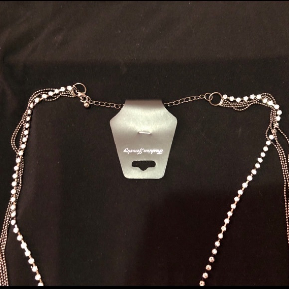 NWT Gunmetal Fashion Necklace - Picture 4 of 9